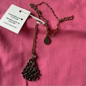 Gold and Green Necklace with Intricate Chain Work